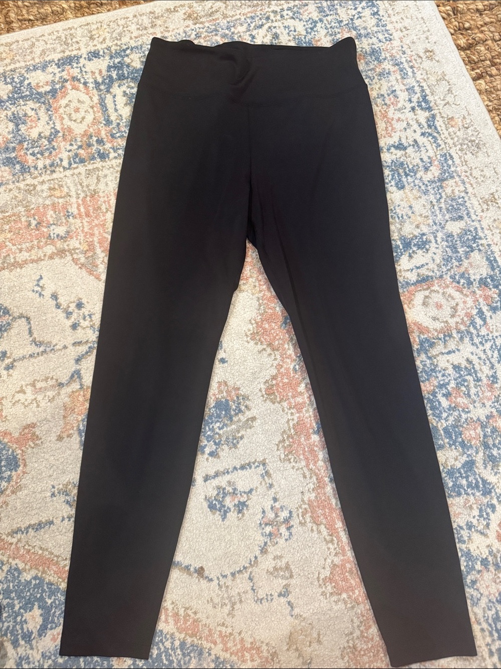Lou & Grey Black High-Waist Leggings